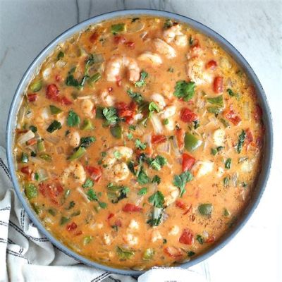  Moqueca de Camarão: Eine cremige Meeresfrucht-Party in einem Kokosnuss-Keramiktopf!